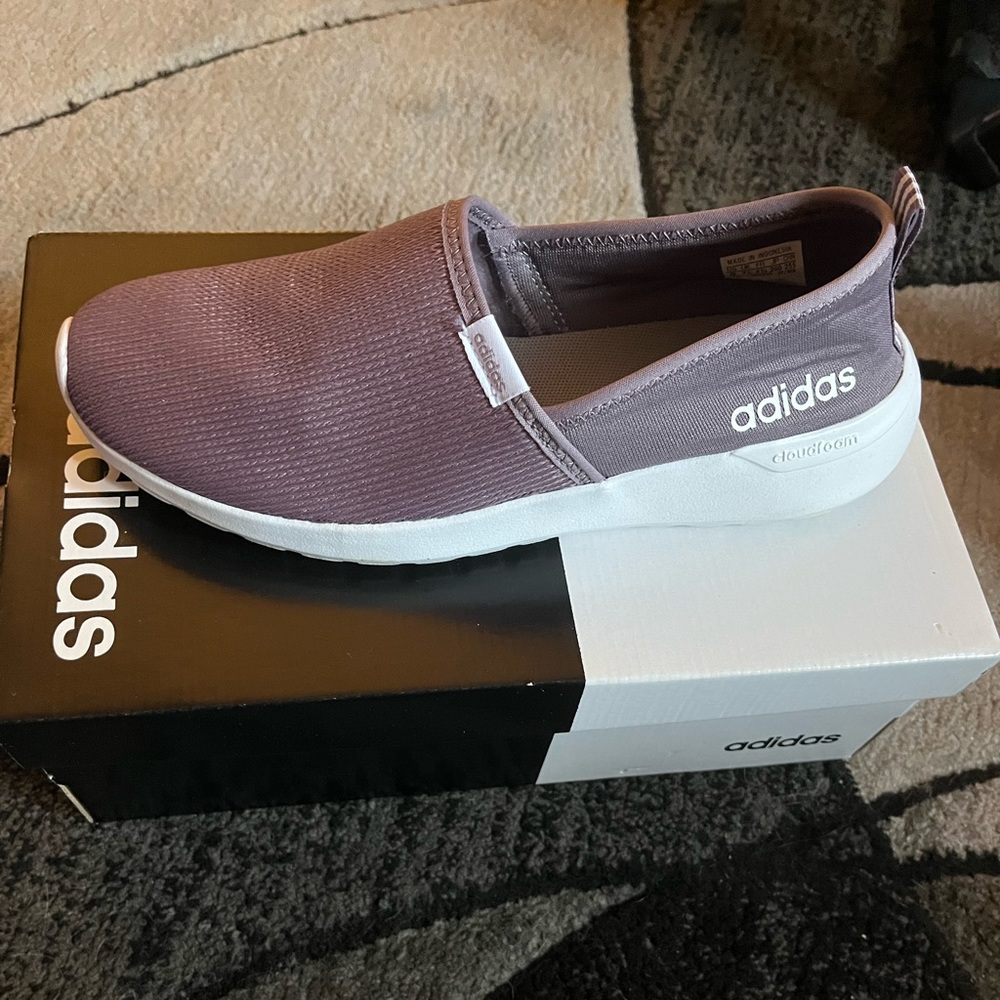 Adidas Lite Racer Slipon size 9
